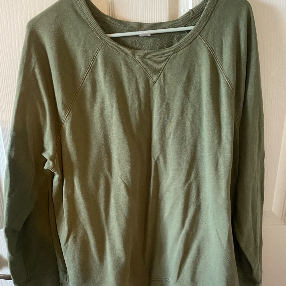 Old Navy Woman's Crew